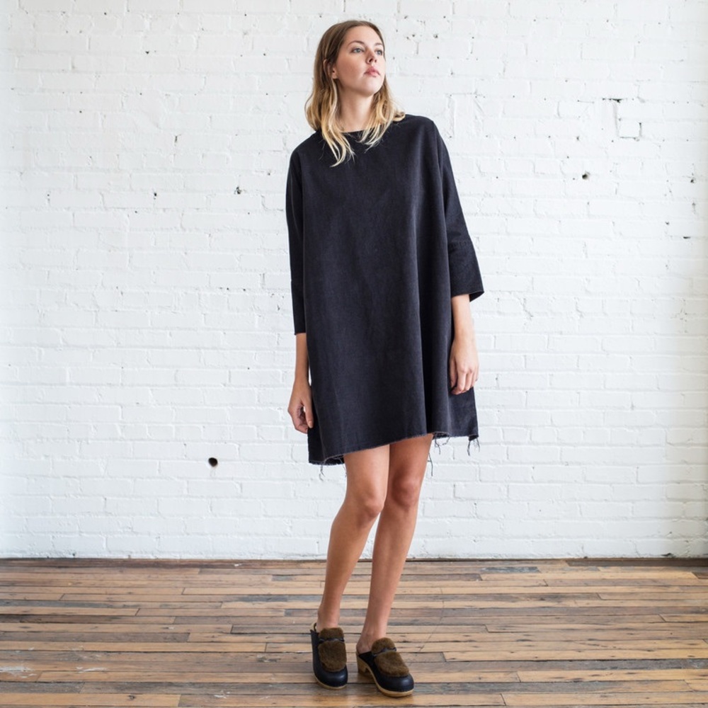 Black Crane Painter dress in black